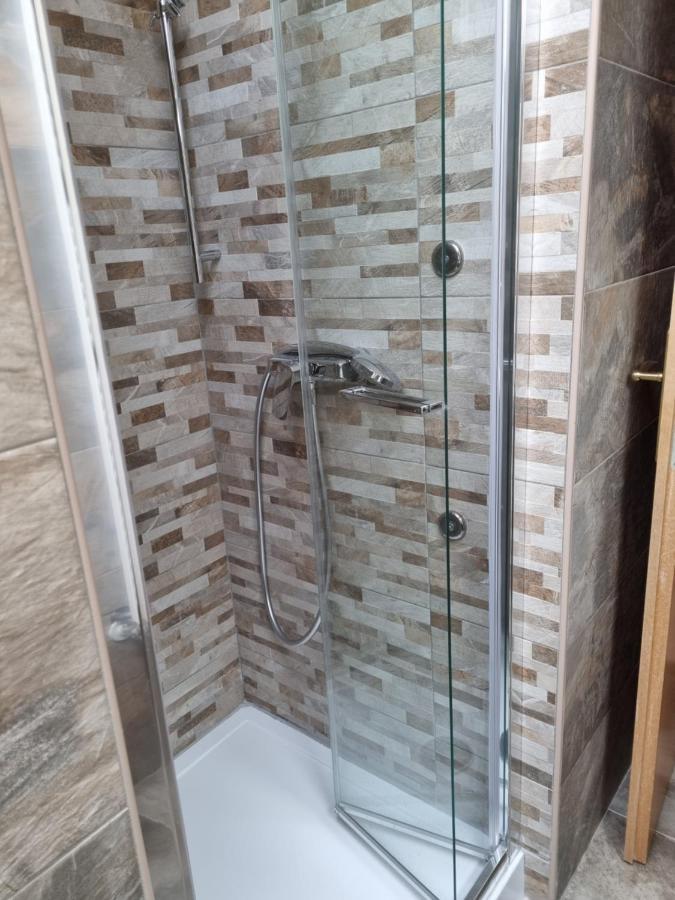 Apartma Katy Διαμέρισμα Ουμάγκ Εξωτερικό φωτογραφία