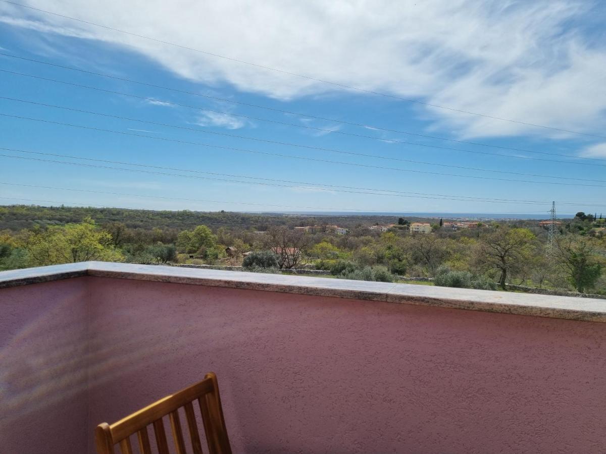 Apartma Katy Διαμέρισμα Ουμάγκ Εξωτερικό φωτογραφία