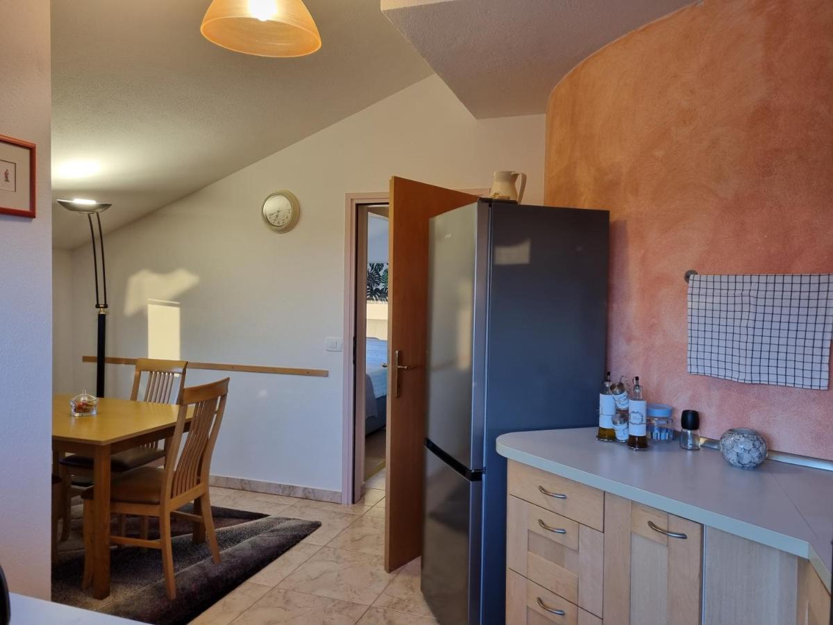 Apartma Katy Διαμέρισμα Ουμάγκ Εξωτερικό φωτογραφία